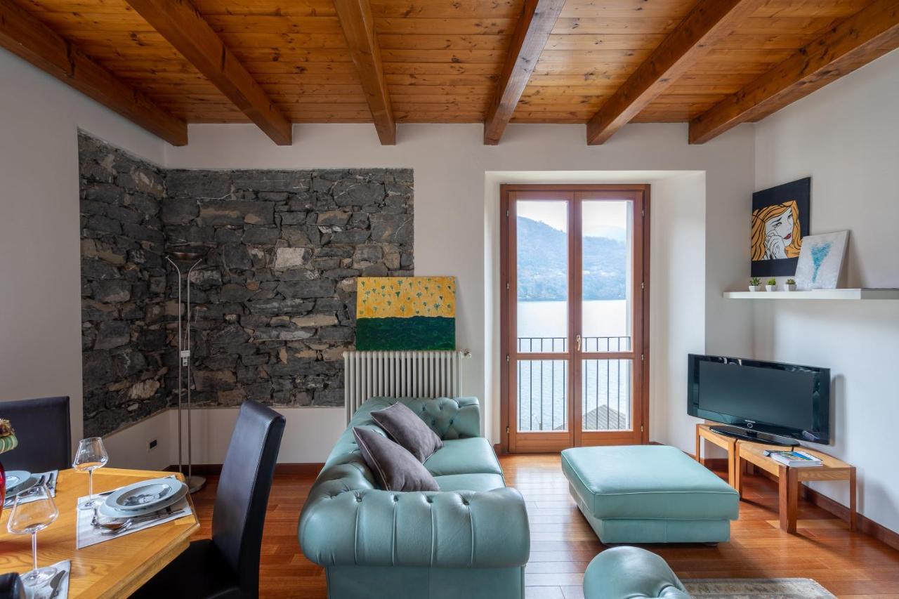 Silvia Apartment - Residence Regina Laglio Buitenkant foto